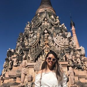 Meet your Posher, Emerald